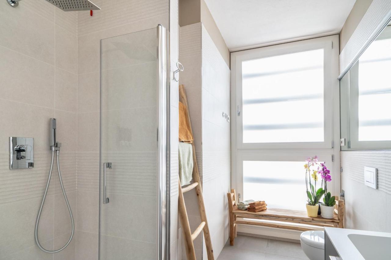 Louxory Accomodation Cagliari Apartman Kültér fotó