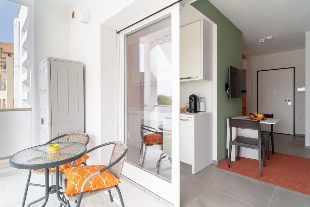 Louxory Accomodation Cagliari Apartman Kültér fotó