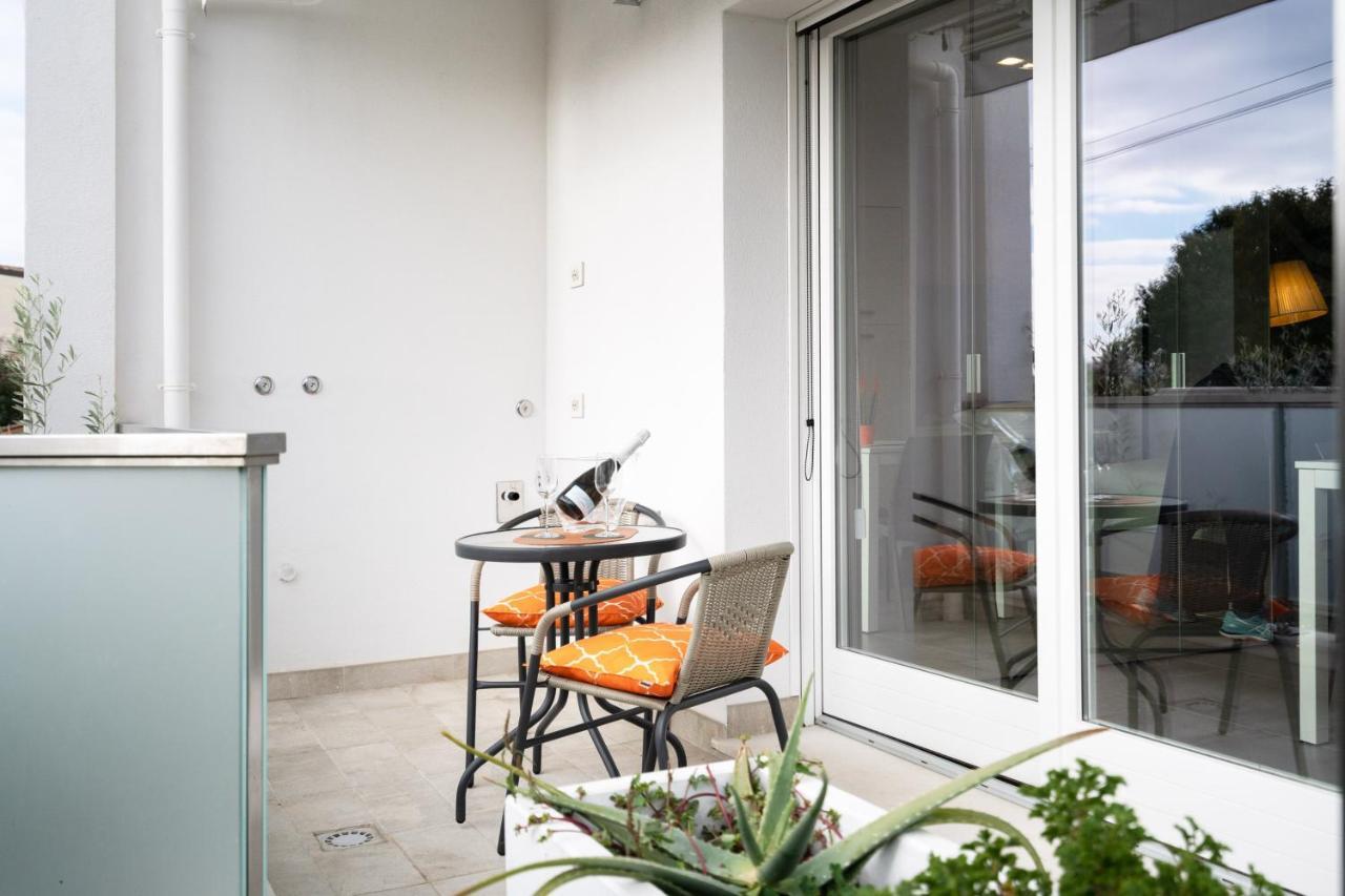 Louxory Accomodation Cagliari Apartman Kültér fotó